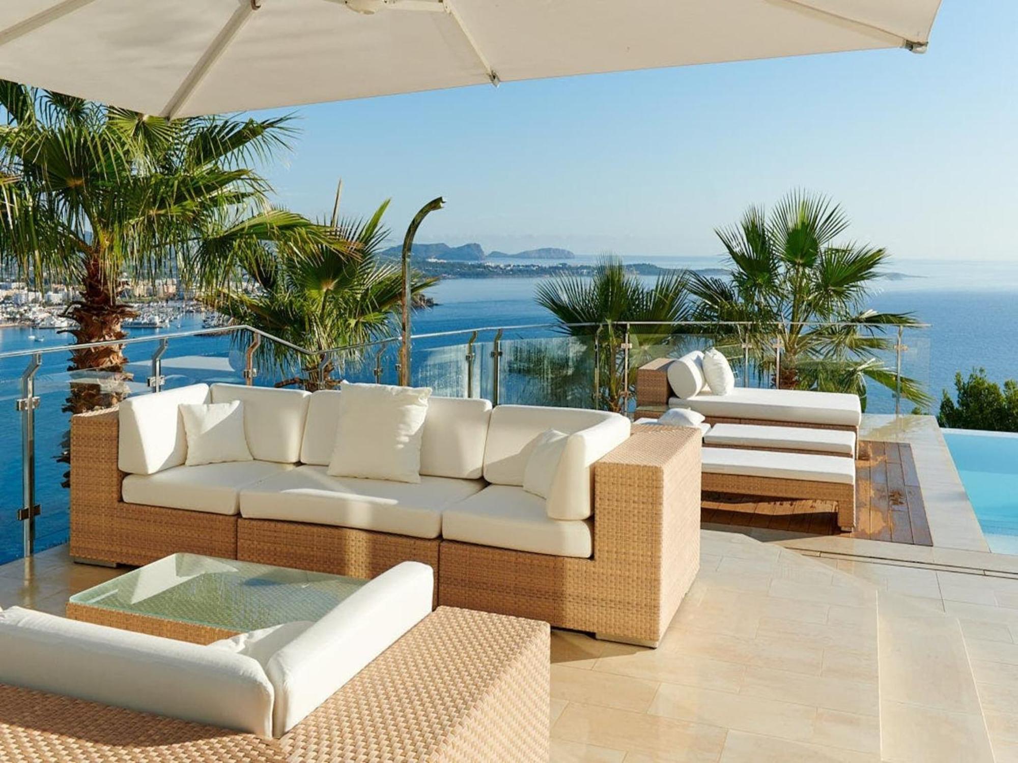 Lavish Villa With Infinity Pool And Views Santa Eulária des Riu Exterior foto